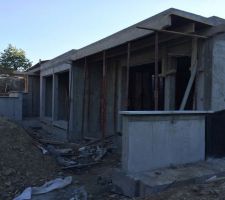 Décoffrage, appuis de fenêtre et couvertines