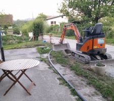 L'assainissement qui est en train d'être tiré