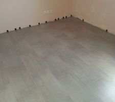 Pose du parquet de la chambre de l'enfant