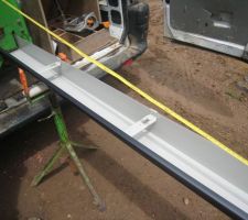 22 crochets pour 11m23 de gouttières