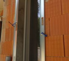 Ravalement : r&egrave;gles qui servent de guides pour faire les angles droits car on ne veut pas de baguettes