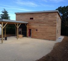 Voila, l'exterieur est fini que beau travail !!