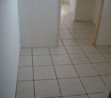 Carrelage en cours sde et dressing... carrelage (festin&eacute;)