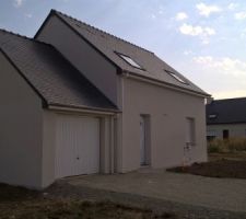Mise en place de deux places de stationnement.