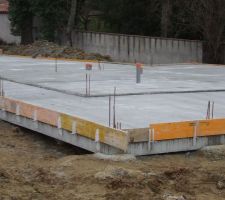 Et voilà un plancher sur longrines sur pieux.