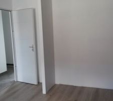 Parquet chambre 2 terminé, manque plus que les plinthes