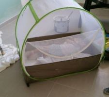 Faut bien faire dormir les petits au milieu du chantier !!