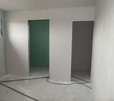 Chambre, salle d'eau et dressing