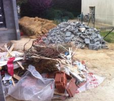 14/07 : Nettoyage du terrain effectué pa rmoi-même (environs 4 à 6 jours de boulot)
