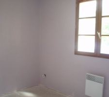 Peinture du bureau terminée, il reste le parquet et les plintes à mettre