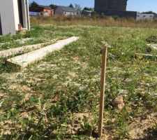 Délimitations faite pour le décaissement de la future terrasse