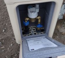 Compteur d'eau ouvert