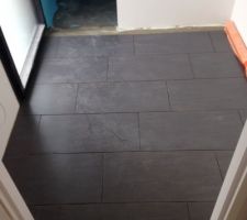 Carrelage de la salle de bains du RDC