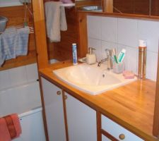 Cette salle de bain, c'est pas la réno en cours, c'est ma maison