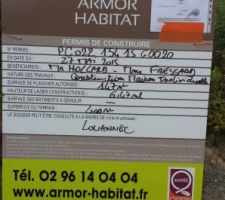 Permis de construire affiché, peut être un peu tard ?