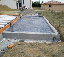 Attente   h&eacute;risson du garage OK