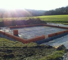 Vide sanitaire dalle Fransdal fini place au premier rang pour l'élévation des murs