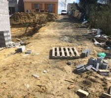 Ca pendant toute la dur&eacute;e du chantier, un miracle que personne ne s'est blesser.