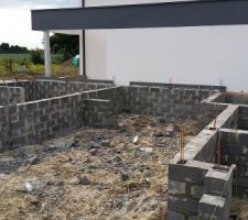 Montage des parpaings 1 semaine plus tard