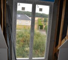 Etage: porte fenêtre gerbière