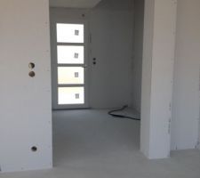 Entrée vu du salon salle à manger