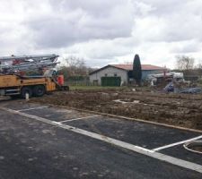 Pompe pour coulage des fondations