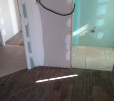 Bien contente de ne pas avoir eu à faire toutes ces découpes :-)