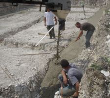 Coule des fondations au tapis 28m3 au total