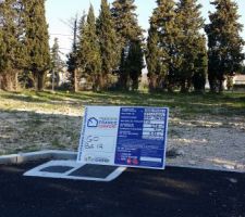 La pose du panneau de permis de construire :) :)