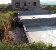 Vue plongeante sur les 2 niveaux et le futur drainage