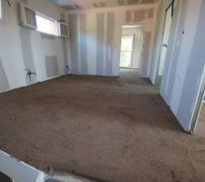 Pr&eacute;-chape Bureau