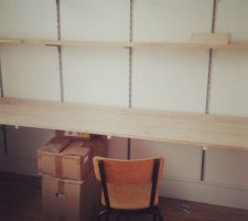 Le bureau de ma femme en cours de montage