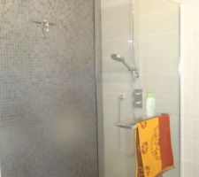 Finition de la salle de bain d'amis