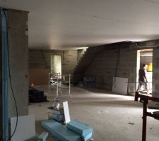 Vue plafond fini salon