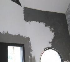 Enduit à cirer dans le hall et la mezzanine