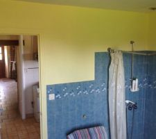 Cuisine et salle de bain et WC en enfilade 

Nouvelle implantation 

Chambre 
WC 
Salle de bain