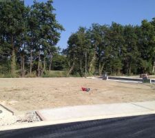 Ici depuis L'Ouest au niveau de l'entr&eacute;e garage...(futur garage)