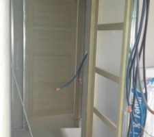 Pose de des portes chambre et bureau (vitrée)