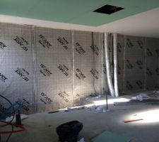 Mise en place membrane d'étanchéité à l'étage.