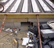 Accés a cette partie du vide sanitaire : faudras pas etre gros ...