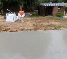 Coulage de la dalle béton.