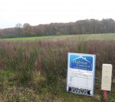 Le permis de construire a été délivré le 25 juillet 2014.
Le début des travaux: 24 novembre 2014