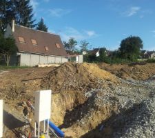 Notre terrain vu depuis le bo&icirc;tier EDF.