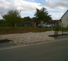 Terrassement du terrain pour l'ouverture du chantier la semaine du 14 sept le conducteur des travaux va passer pour faire un check up pour l'ouverture !!! Vivement que ça commence
