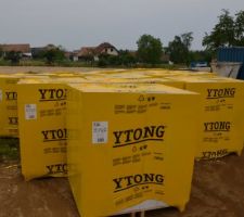 Arrivée de l'Ytong sur le chantier