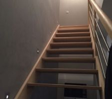 Spots dans les escaliers