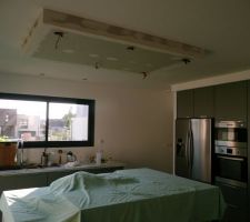 Faux plafond pour l'ilot