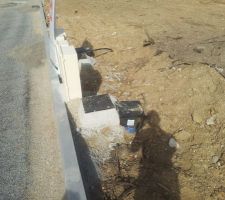 Bo&icirc;tier EDF, Plaque gaz   plaque eau bancale
J'esp&egrave;re qu'il remettront la plaque bien horizontale !!