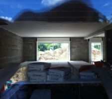 Pose du plâtre au plafond