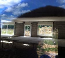 Pose du plâtre au plafond